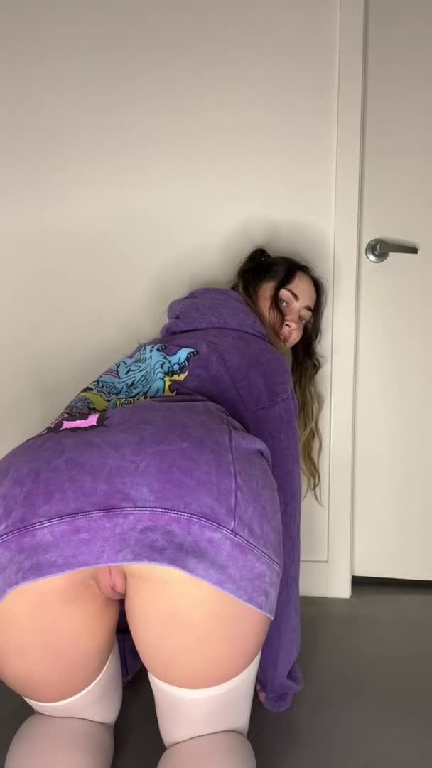 Asshole Bending Over Booty Pawg Pussy Twerking